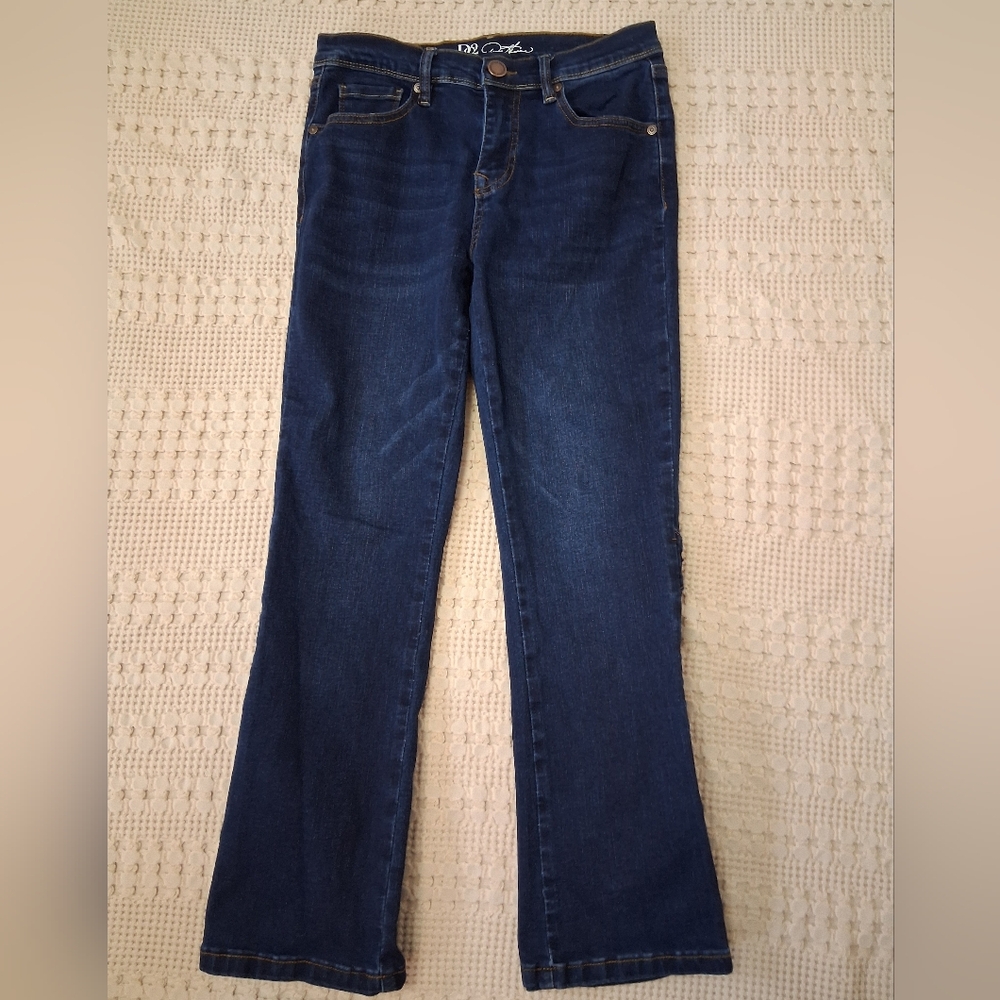 Cropped Bootcut Jeans With Side Details